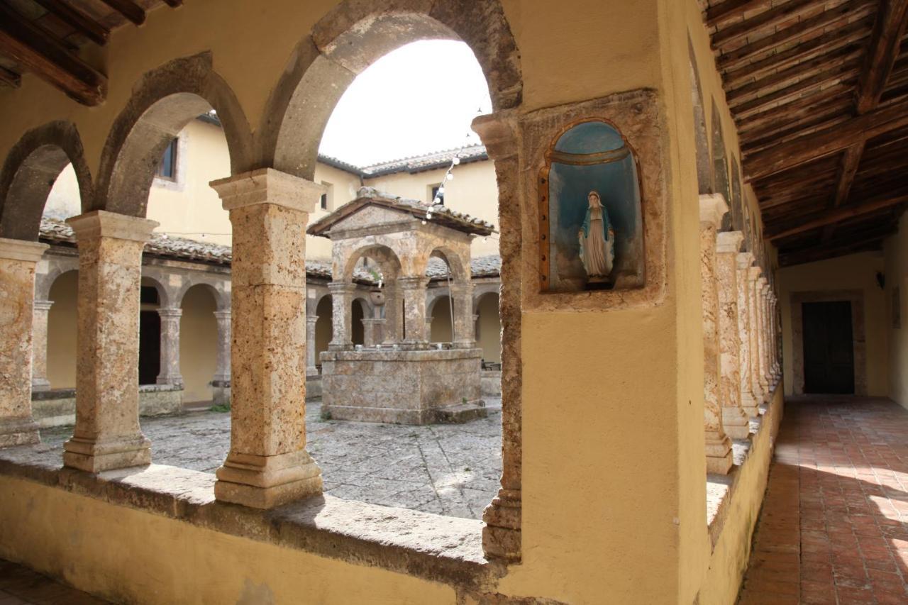 Convento dei Cappuccini Ostello Tolfa Esterno foto